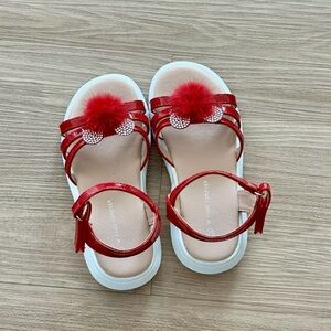 Little girl pretty sandals in red in size 11.5
